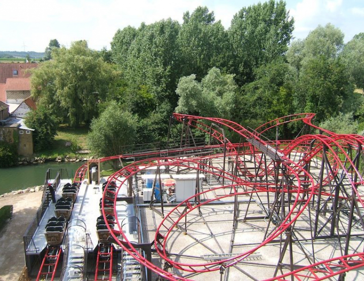 Duelling Coaster 58×32