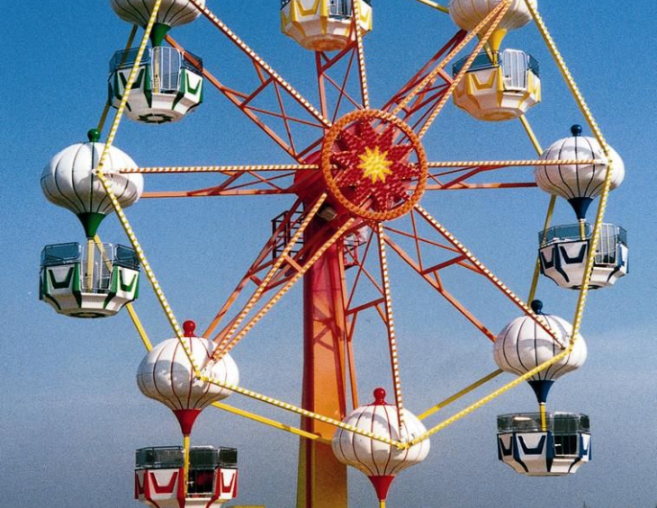 Ferris Wheel 10