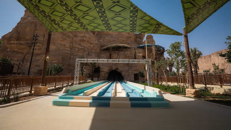 Jamal Joom: самая длинная и высокая гоночная трасса на ковриках