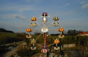 Ferris Wheel 10
